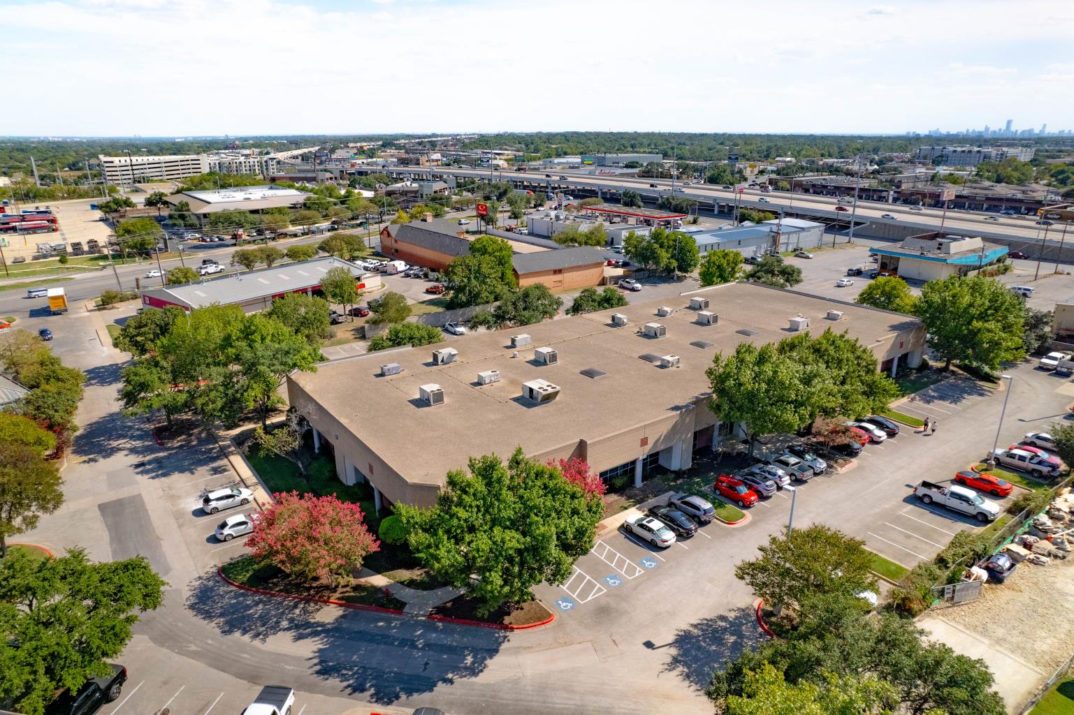 30,340 SF Office Space in Austin, TX Photo